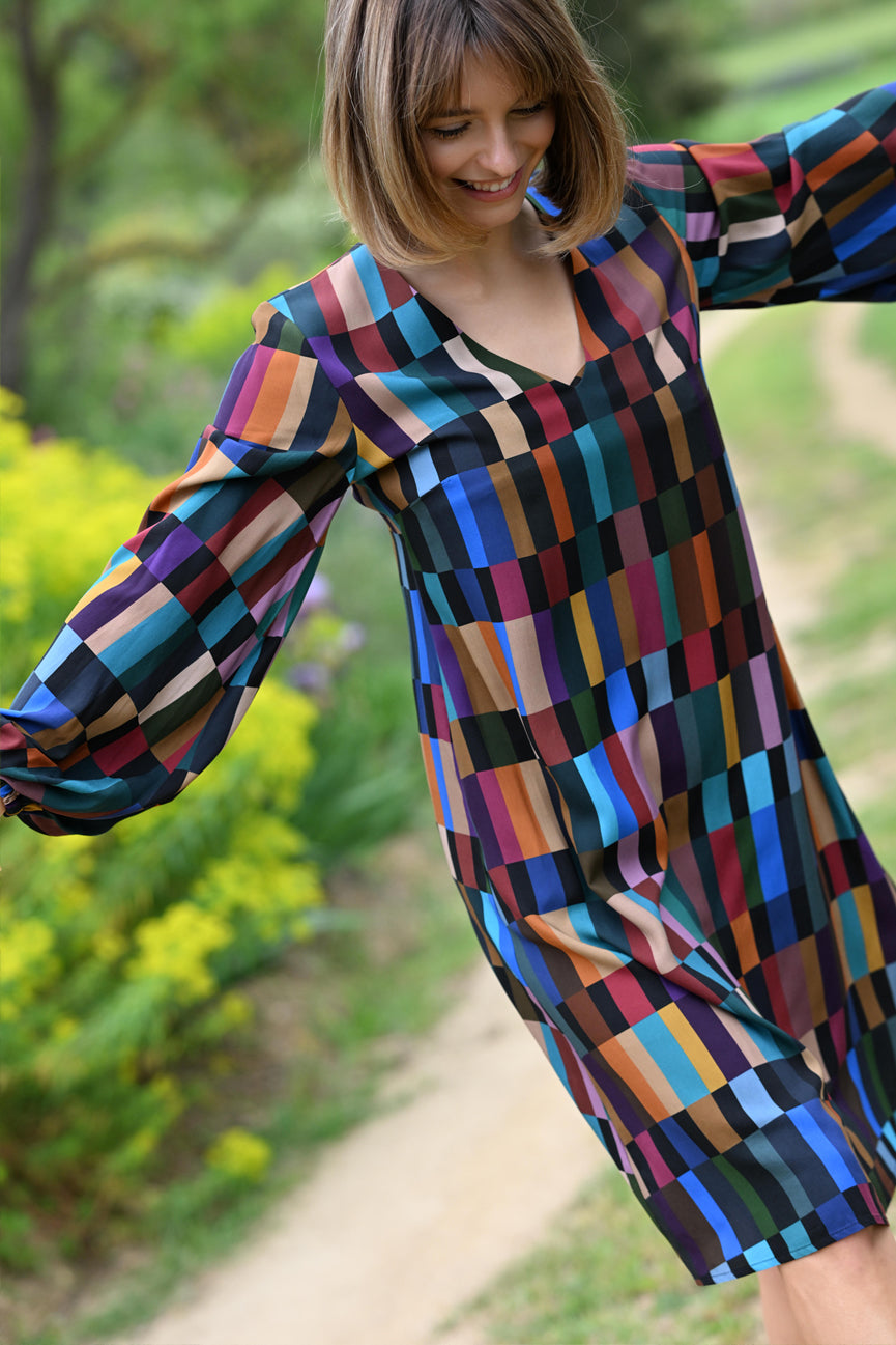 MIDI V-NECK DRESS SE096 MARAPA