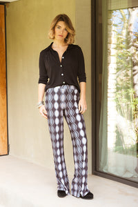 PANTALON CON BOLSILLOS SE089 VALDA