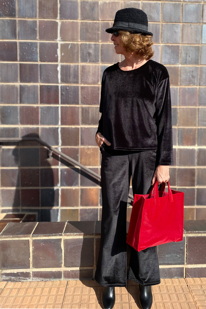 VELVET BLOUSE SE112 BRIGHT BLACK