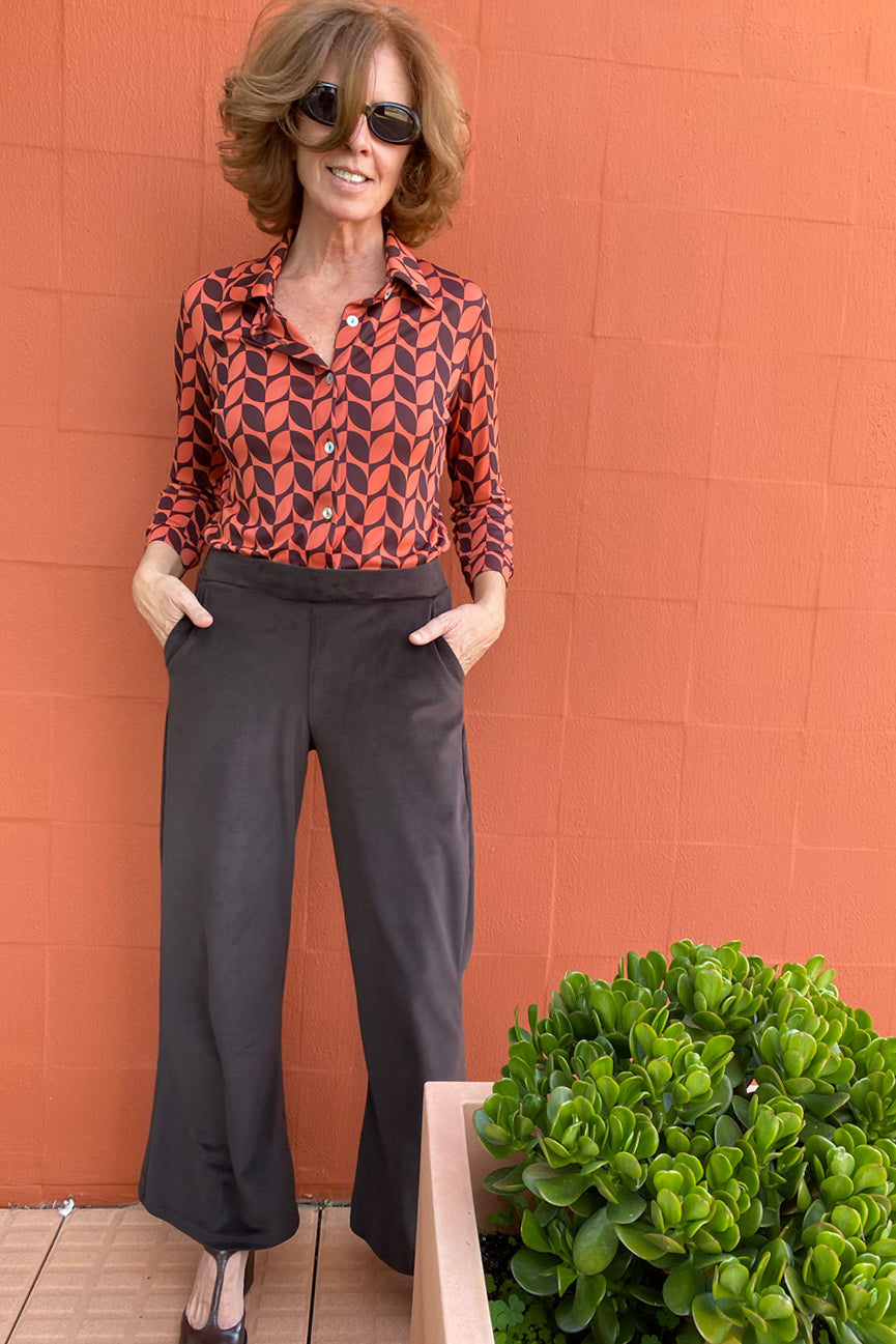 VELVET TROUSERS WITH POCKETS SE089 MATTE BROWN