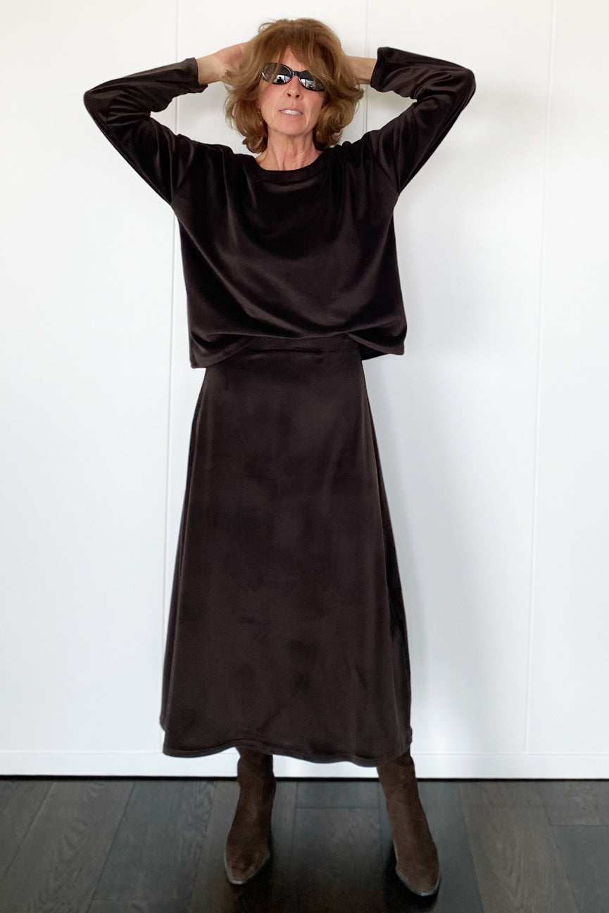 LONG VELVET SKIRT SE111 MATTE BROWN