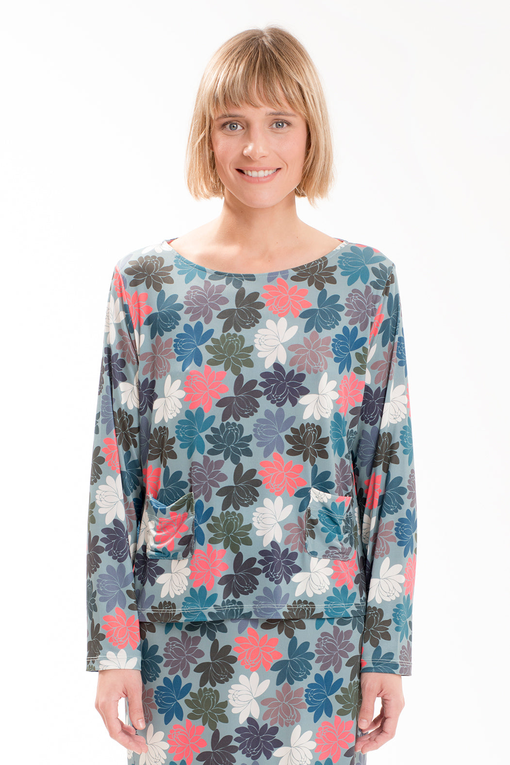 T-SHIRT SE014 PENEMU